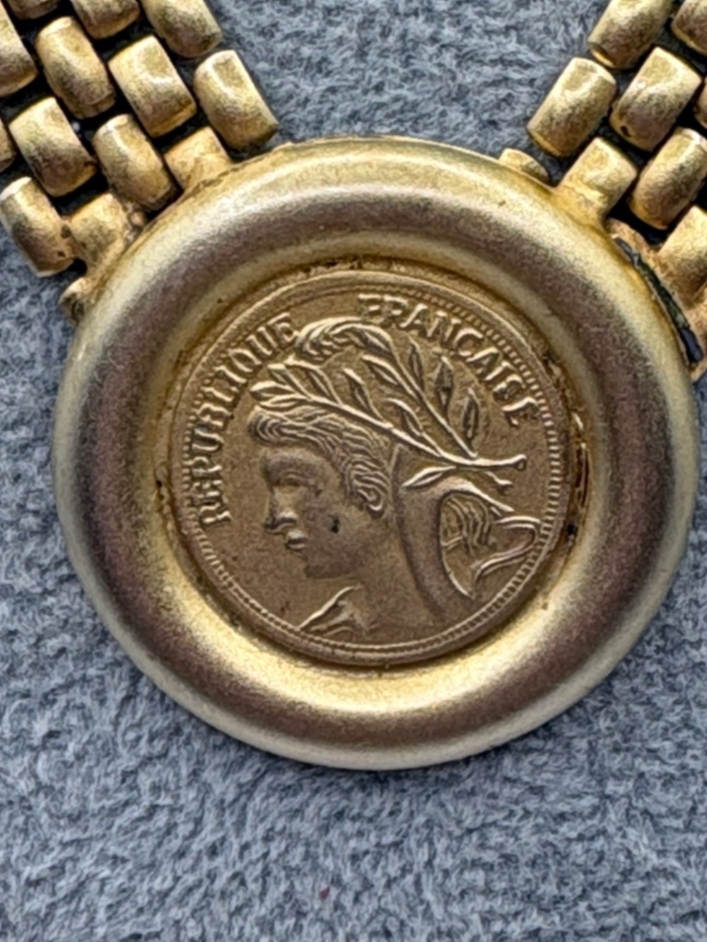 Vintage French Gold-Tone 1970’s Multi-Row Medallion Necklace by Zoom Zoom 16” - Picture 2 of 11